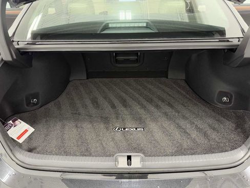 Used 2025 Lexus ES 350 Ultra Luxury image 31