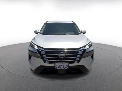Used 2025 Nissan Rogue SV FWD image 4