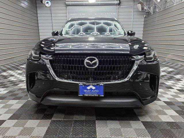 Used 2025 MAZDA CX-90 Plug-In Hybrid w/ Preferred AWD/4WD image 4
