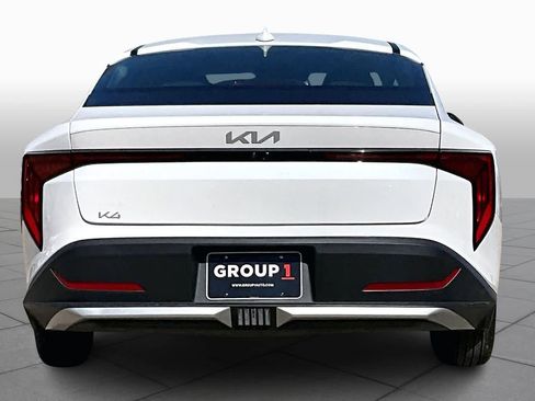 Used 2025 Kia K4 LXS image 5