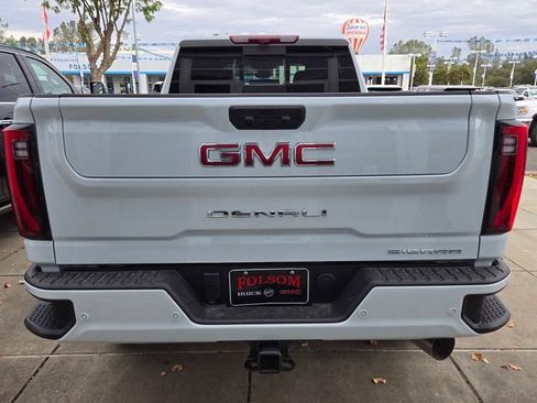 New 2026 GMC Sierra 2500 Denali w/ Denali Reserve Package AWD/4WD image 5