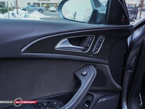 Used 2017 Audi S6 Premium Plus w/ Driver Assistance Package image 15