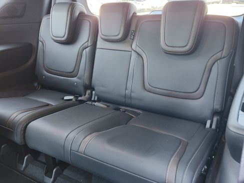 Used 2025 Nissan Armada SL w/ Captain's Chari Seat Package image 16