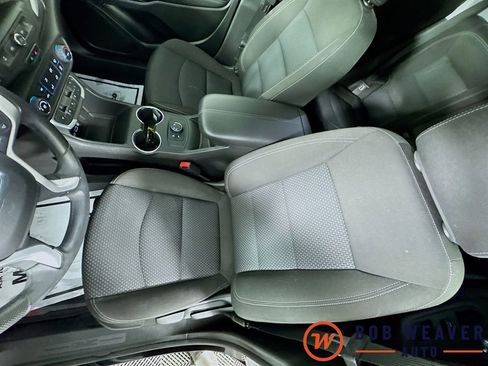 Used 2022 GMC Terrain SLE image 22