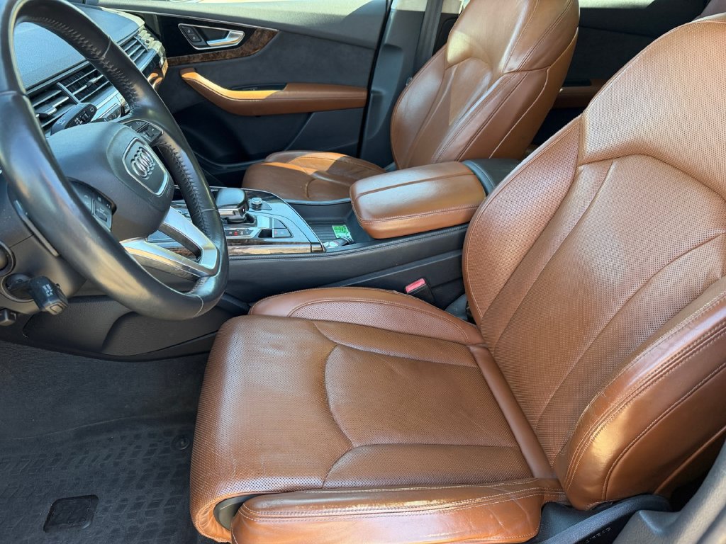 Used 2018 Audi Q7 3.0T Prestige AWD/4WD image 10