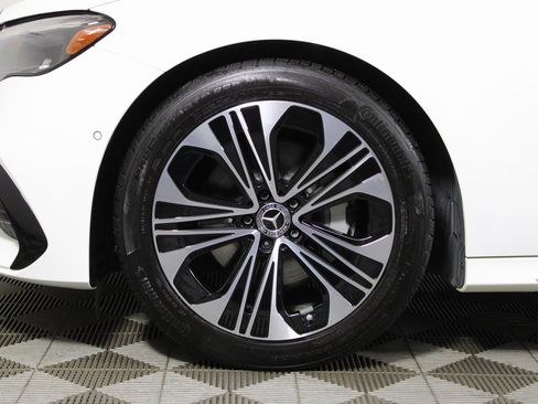 Certified 2025 Mercedes-Benz E 350 4MATIC Sedan image 34