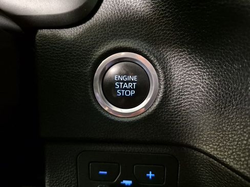 Used 2023 Toyota Tundra SR5 image 17