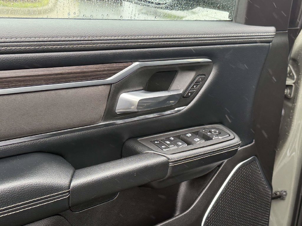 Used 2026 RAM 1500 Laramie AWD/4WD image 31