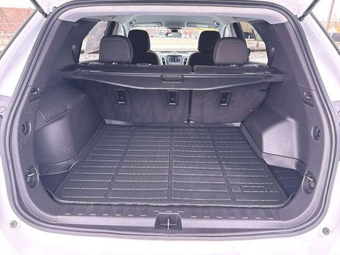 Used 2023 Chevrolet Equinox LS w/ LS Convenience Package image 24