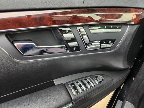 Used 2007 Mercedes-Benz S 550 image 35