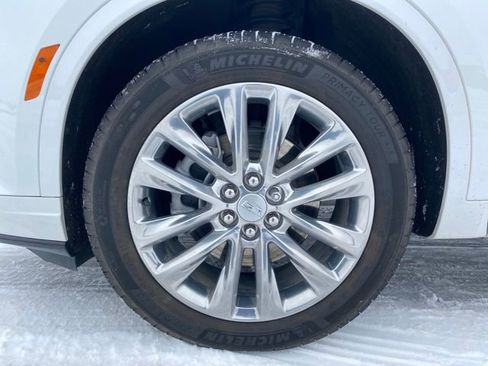 Certified 2024 Cadillac XT6 Premium Luxury w/ LPO, Floor Liner Package image 25