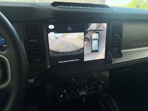 Used 2025 Ford Bronco Badlands AWD/4WD image 23