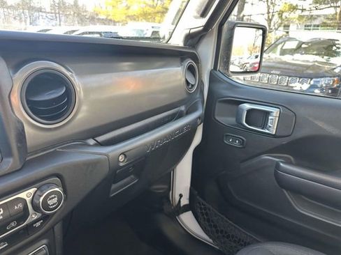 Certified 2021 Jeep Wrangler Unlimited Sport S image 33