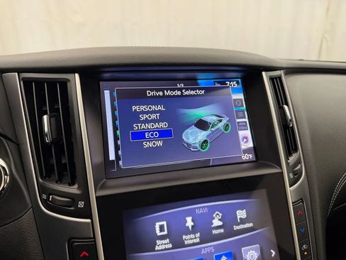Used 2018 INFINITI Q60 3.0t Luxe w/ Sensory Package 3.0T Luxe AWD/4WD image 17