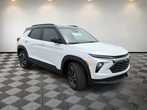 New 2026 Chevrolet TrailBlazer RS FWD image 3