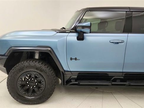 Used 2024 GMC Hummer EV 3X w/ Omega Edition image 9