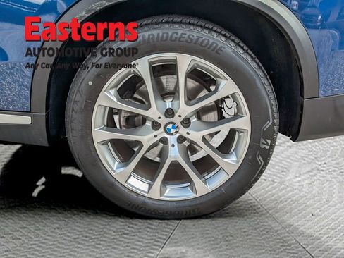 Used 2022 BMW X5 xDrive40i AWD/4WD image 8