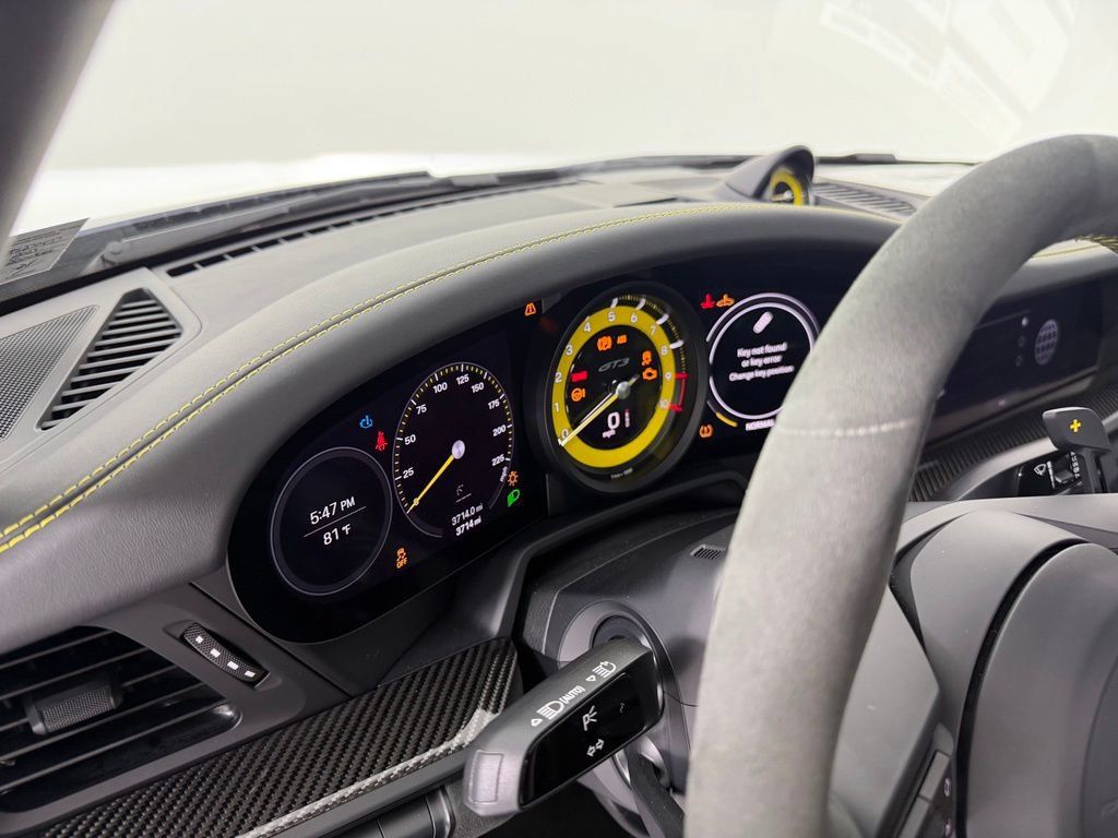 Used 2023 Porsche 911 GT3 RWD image 3