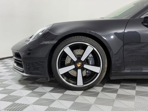 Used 2025 Porsche 911 Carrera image 12