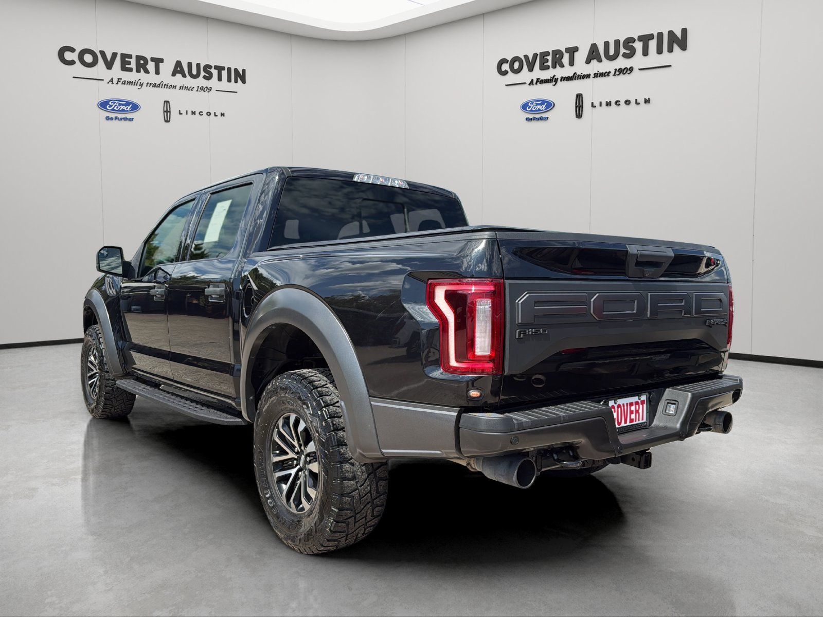 Used 2019 Ford F150 Raptor w/ Equipment Group 801A Mid AWD/4WD image 3