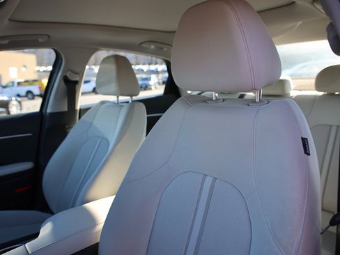 Used 2024 Hyundai Sonata SEL w/ Convenience Package image 16