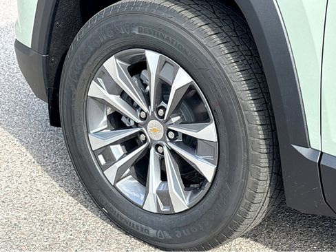 New 2026 Chevrolet Equinox LT w/ Convenience Package II image 21