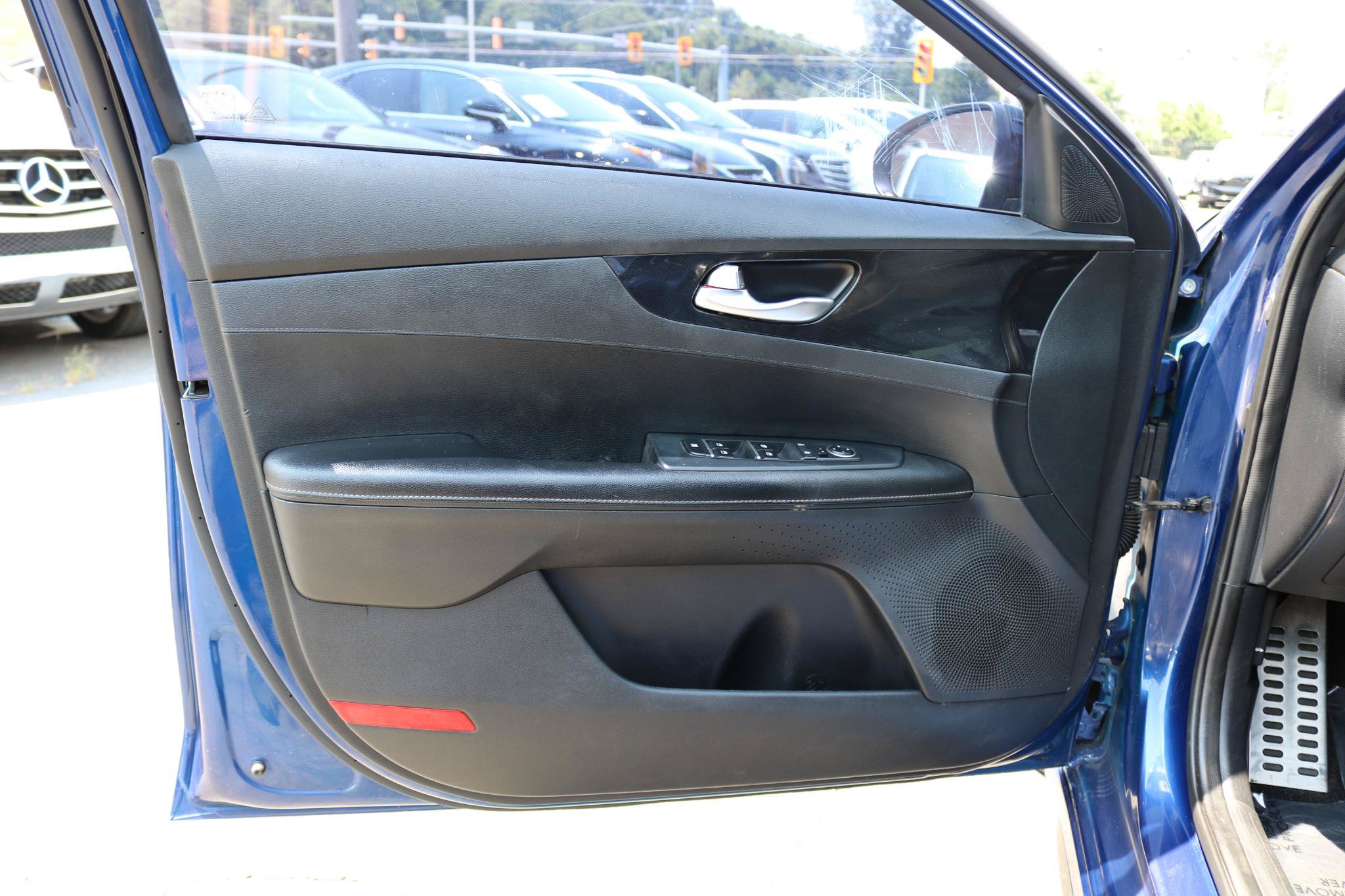 Used 2021 Kia Forte GT-Line FWD image 12