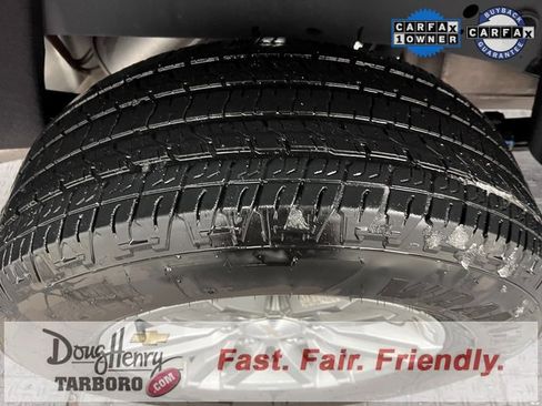 Used 2024 Chevrolet Colorado LT w/ LT Convenience Package II image 16