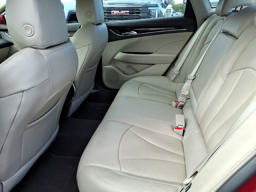 Certified 2018 Buick LaCrosse Essence FWD image 9
