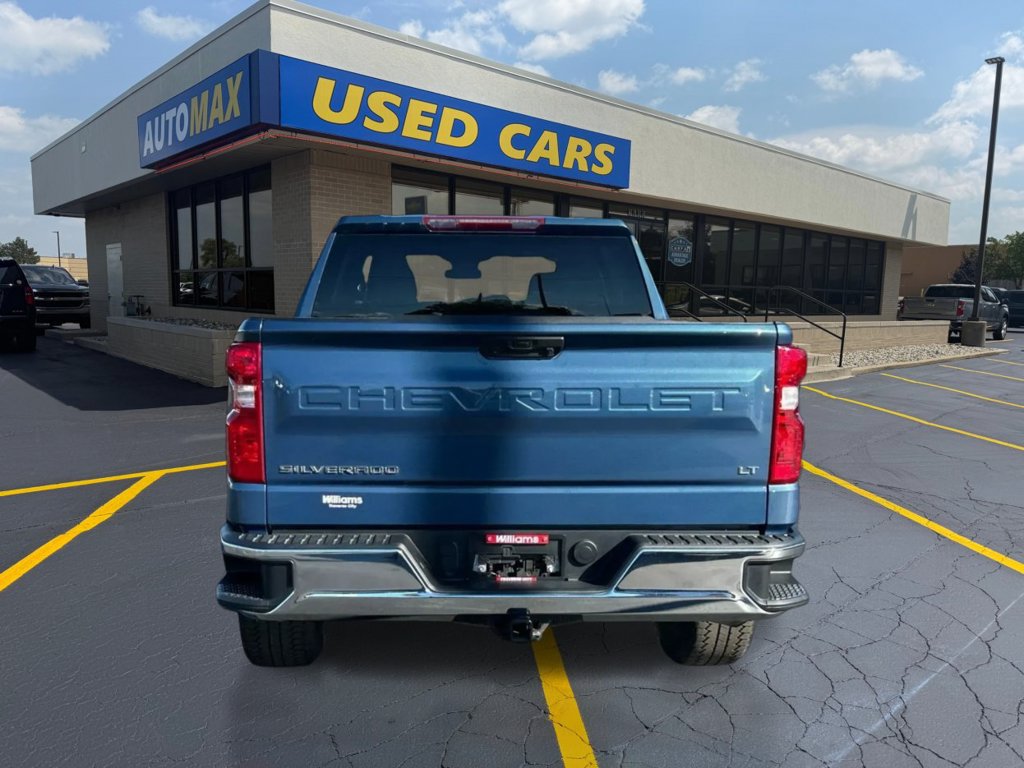 Used 2024 Chevrolet Silverado 1500 LT AWD/4WD image 6