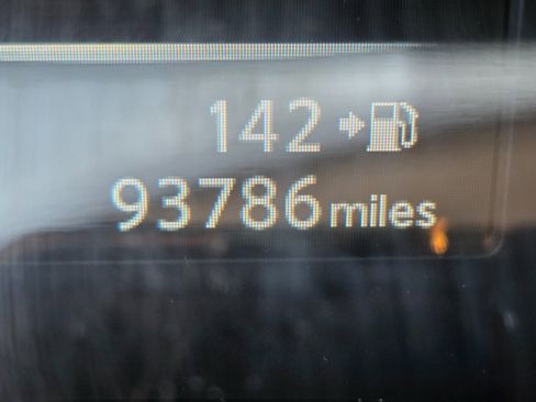 Used 2017 Nissan Rogue SL image 18