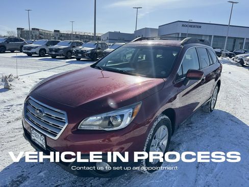 Used 2017 Subaru Outback 2.5i Premium image 7