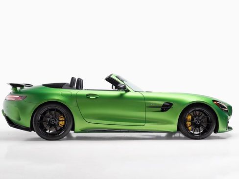 Used 2020 Mercedes-Benz AMG GT R image 7