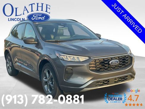 Certified 2023 Ford Escape ST-Line w/ Tech Pack #1 AWD/4WD image 2