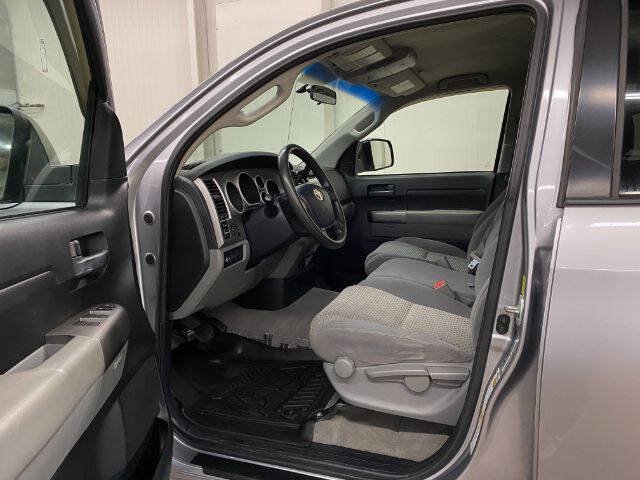 Used 2010 Toyota Tundra 4x4 Double Cab w/ Tow Pkg image 10