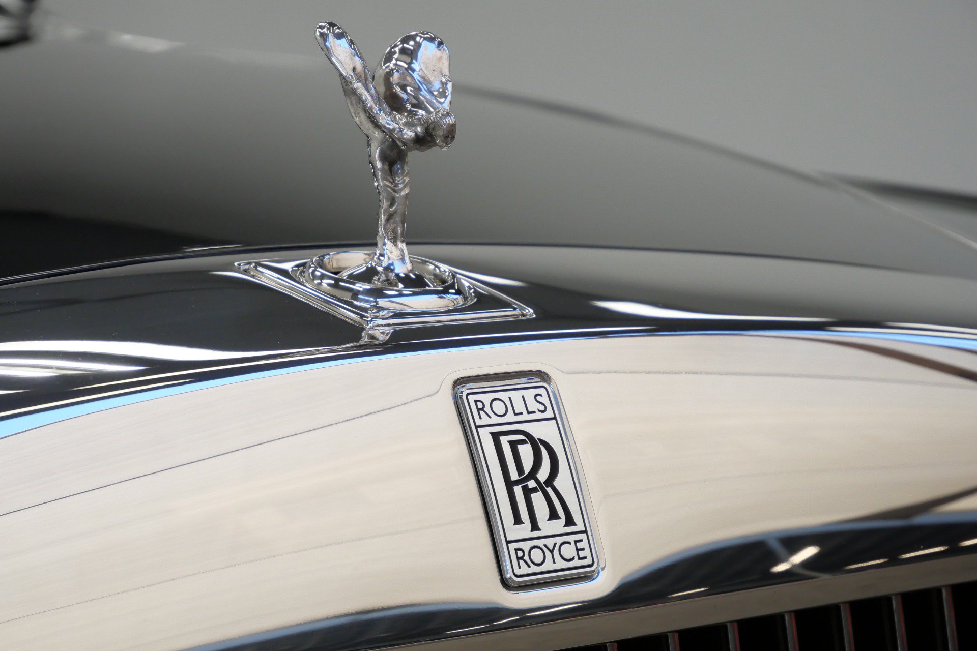 Used 2019 Rolls-Royce Phantom Sedan RWD image 49