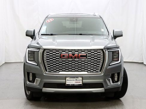 Used 2023 GMC Yukon XL Denali image 5