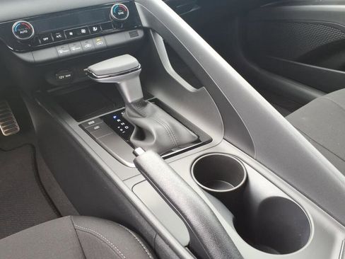 New 2026 Hyundai Elantra Sport FWD image 9