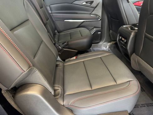 New 2026 Chevrolet Traverse Z71 w/ Enhanced Driving Package AWD/4WD image 12