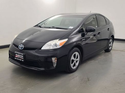 Used 2013 Toyota Prius Four image 8
