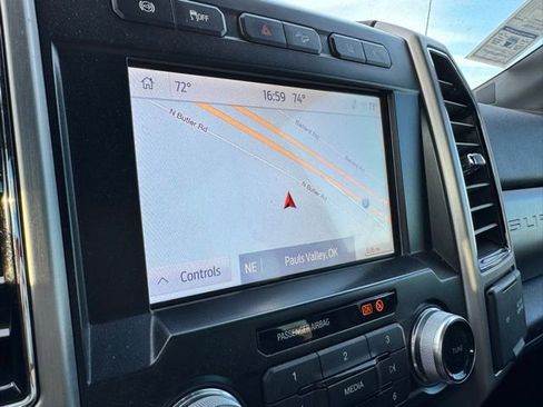 Used 2020 Ford F450 Platinum w/ FX4 Off-Road Package image 19