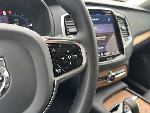 Certified 2024 Volvo XC90 T8 Plus w/ Protection Package Premier image 28