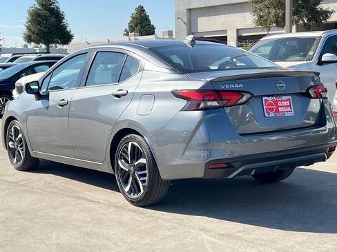 Used 2025 Nissan Versa SR FWD image 7