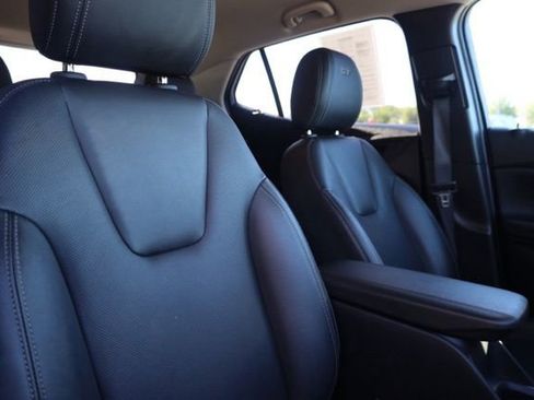 Used 2024 Buick Encore GX Sport Touring image 33