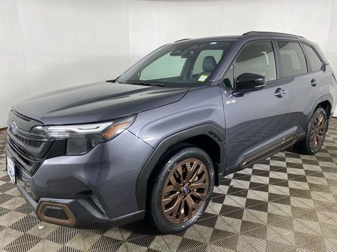 Used 2025 Subaru Forester Sport AWD/4WD image 11