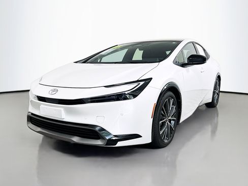 Used 2025 Toyota Prius Limited image 10