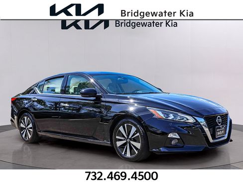 Used 2019 Nissan Altima 2.5 SL FWD image 1