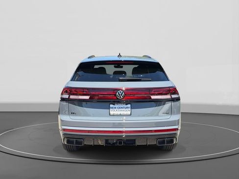 New 2026 Volkswagen Atlas Cross Sport SEL R-Line AWD/4WD image 4