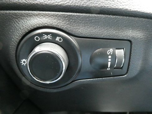 Used 2019 Jeep Compass Sport AWD/4WD image 22