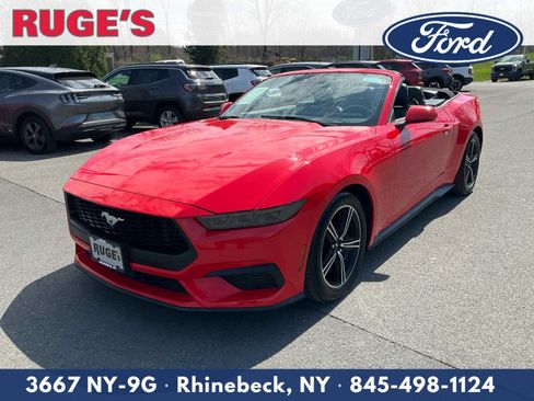 Used 2025 Ford Mustang Premium RWD image 7